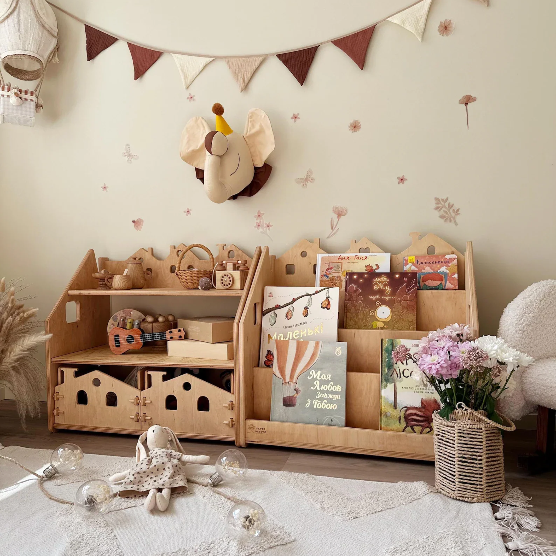 Montessori-Bücherregal und Spielzeugaufbewahrung – Holzmöbel fürs Kinderzimmer