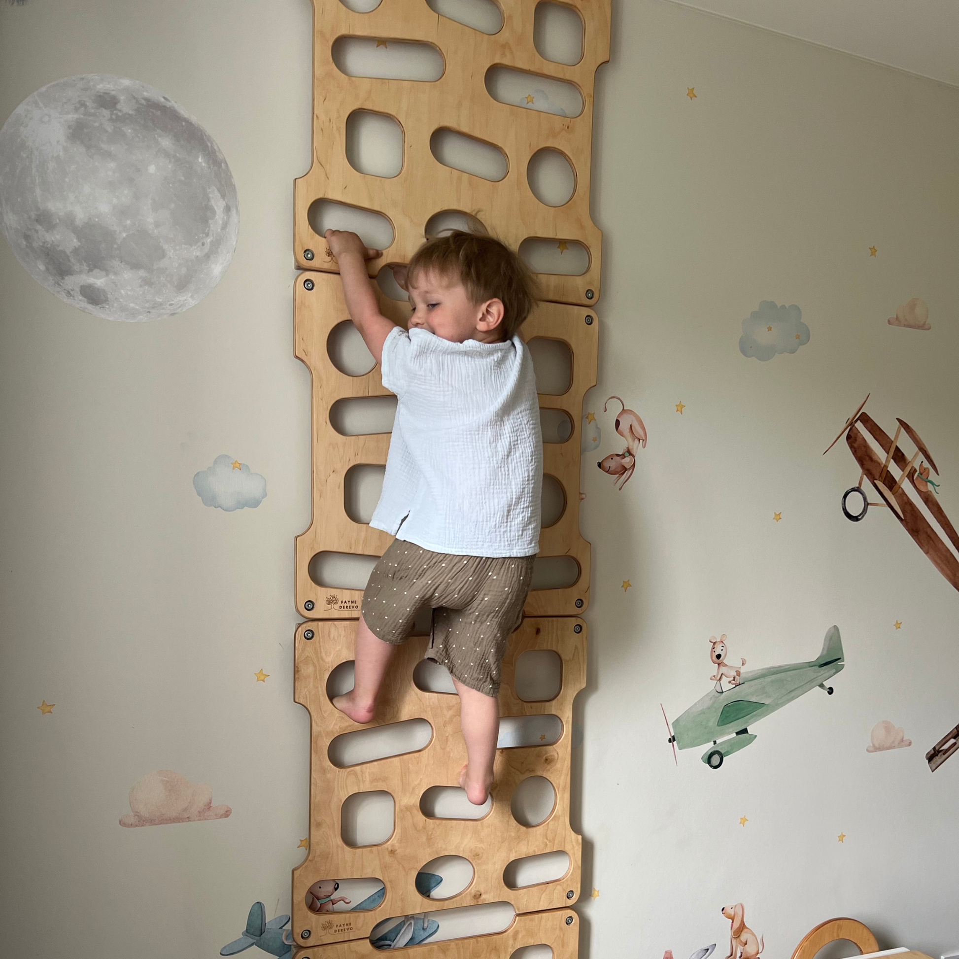 Montessori Kletterwand für Kinder von 2–10 Jahren | Holz Indoor-Spielplatz