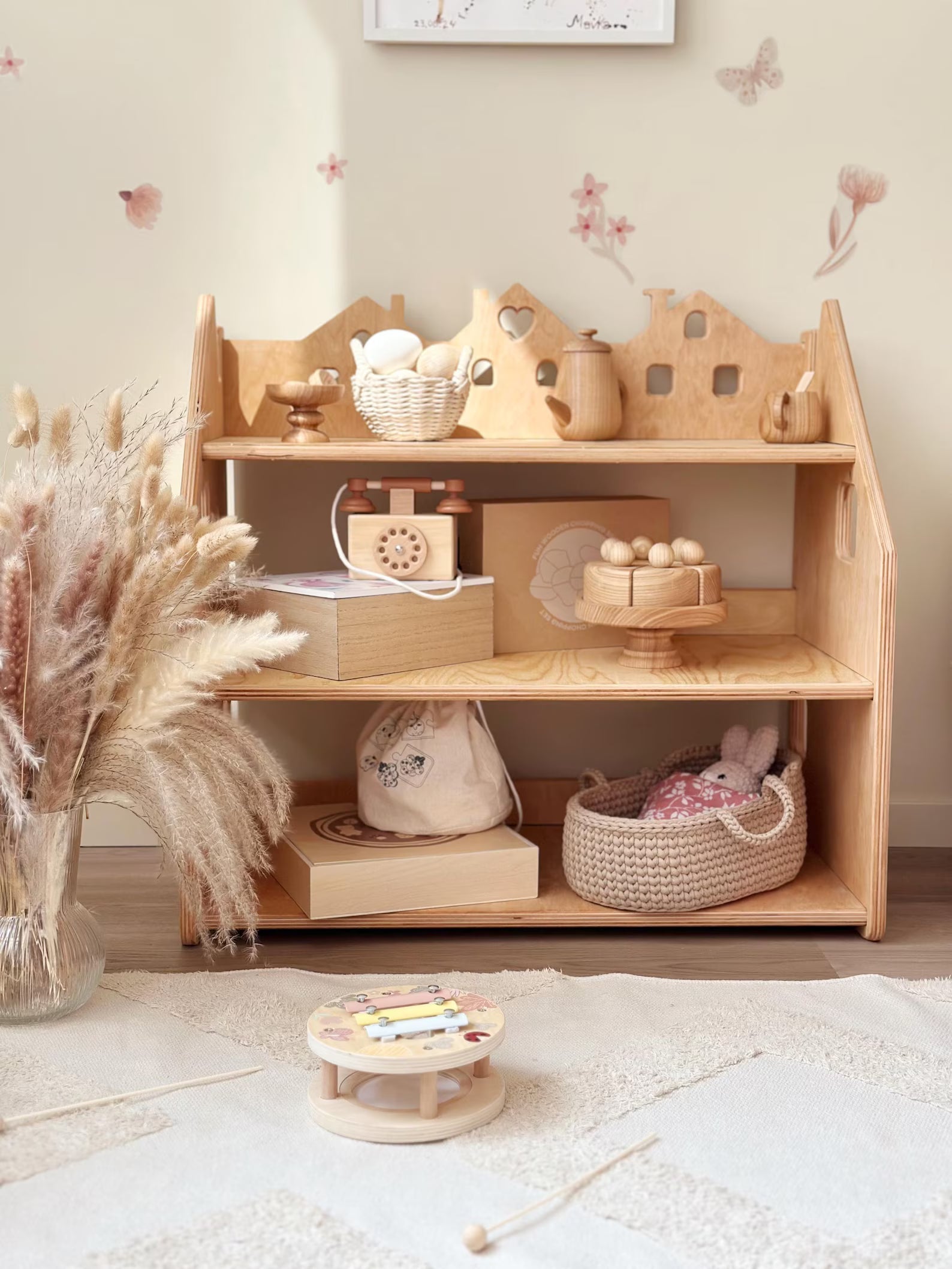 Montessori-Bücherregal und Spielzeugaufbewahrung – Holzmöbel fürs Kinderzimmer