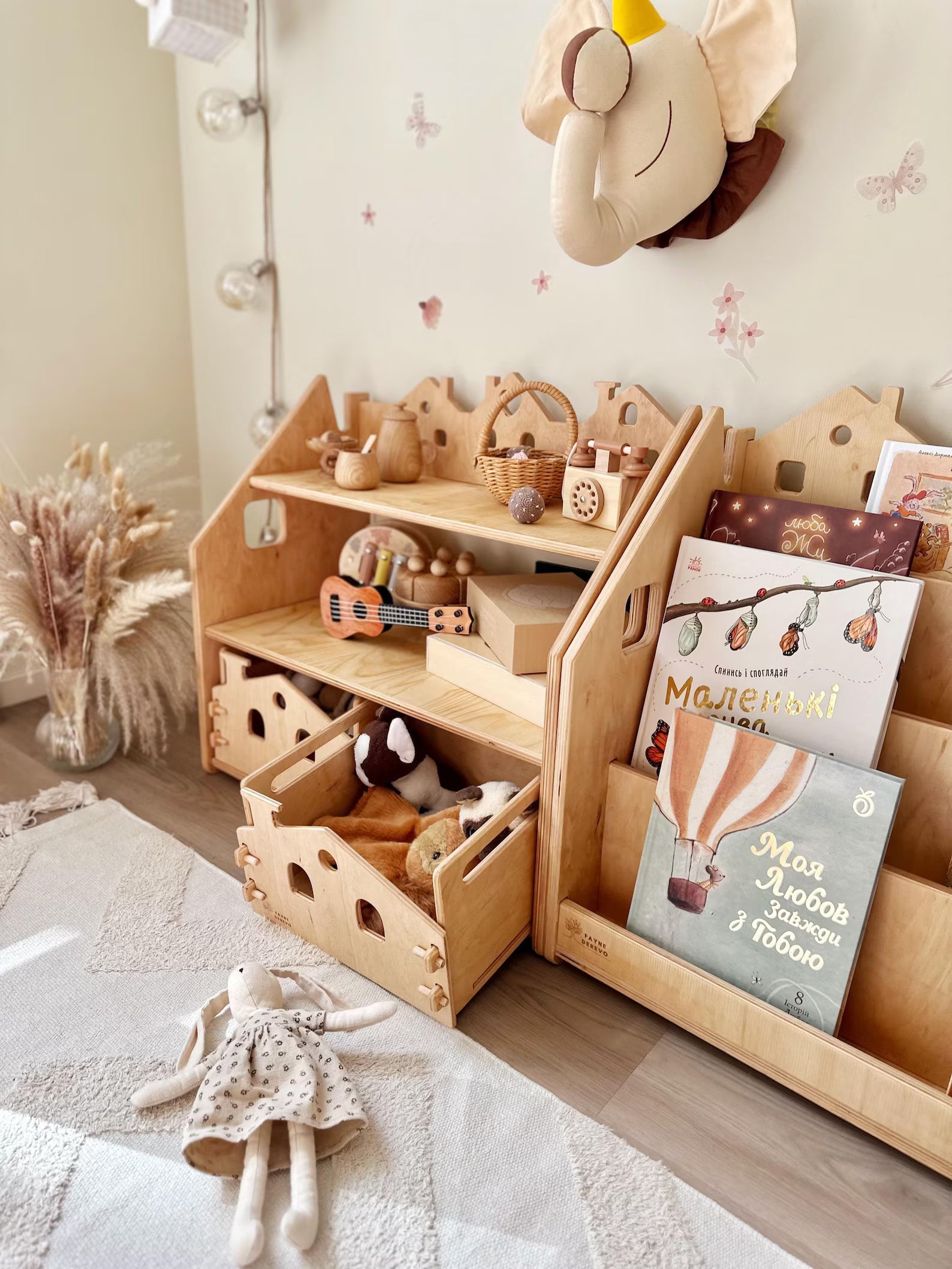 Montessori-Bücherregal und Spielzeugaufbewahrung – Holzmöbel fürs Kinderzimmer